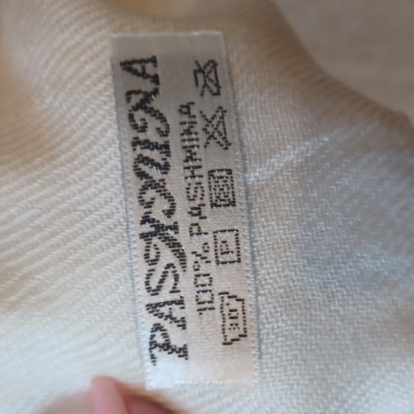 Pashmina Multi-Colored Butterfly 🦋 Floral Over-Sized Shawl/Wrap - Picture 5 of 6